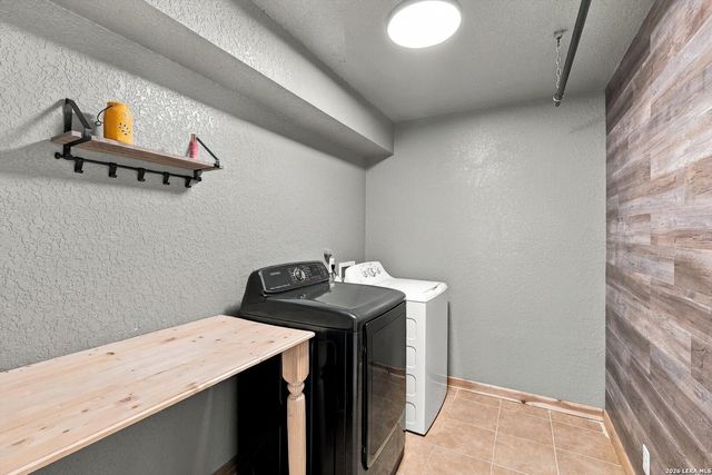 330 ANN DR, Converse, TX 78109