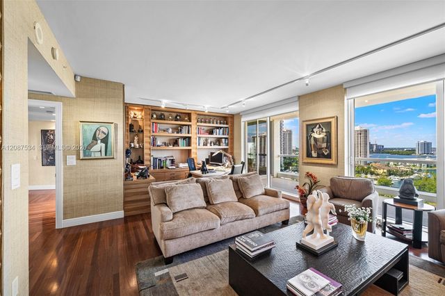 6000 Island Boulevard 1703, Aventura, FL 33160