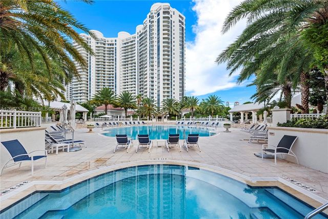 6000 Island Boulevard 1703, Aventura, FL 33160