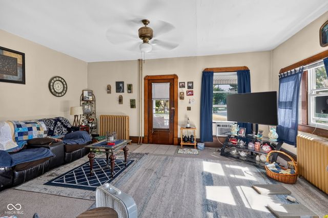 147 E King Street, Franklin, IN 46131