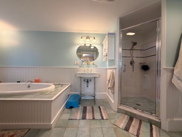 410 Marrett Rd, Lexington, MA 02421