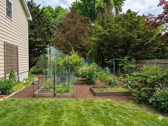 410 Marrett Rd, Lexington, MA 02421