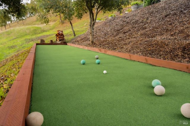 22855 Chianti Rd, Geyserville, CA 95441