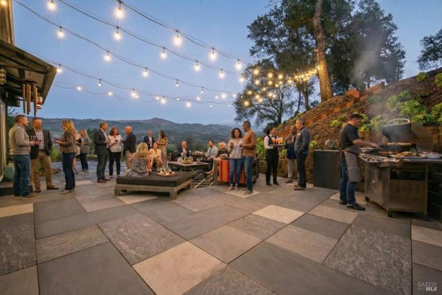 22855 Chianti Rd, Geyserville, CA 95441