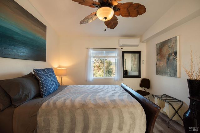 22855 Chianti Rd, Geyserville, CA 95441