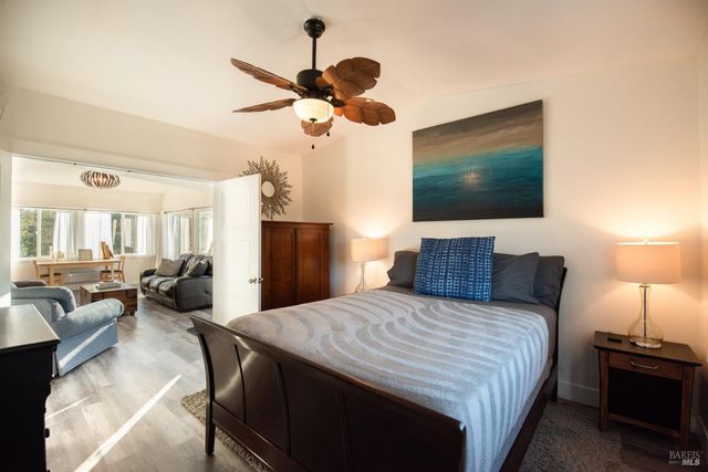 22855 Chianti Rd, Geyserville, CA 95441