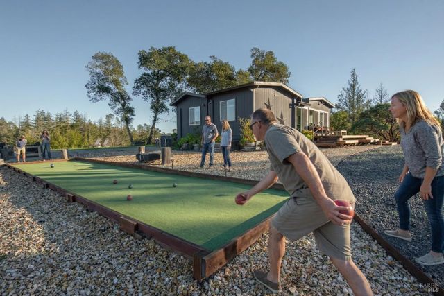 22855 Chianti Rd, Geyserville, CA 95441