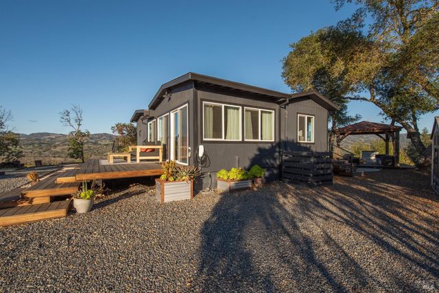 22855 Chianti Rd, Geyserville, CA 95441