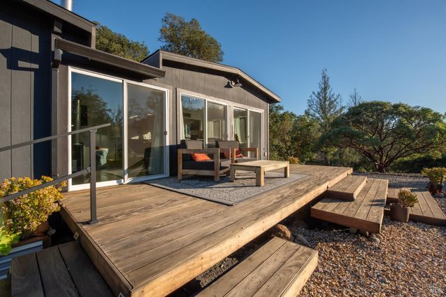 22855 Chianti Rd, Geyserville, CA 95441