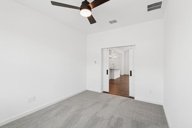 304 Boulden Court, Sealy, TX 77474