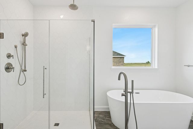 304 Boulden Court, Sealy, TX 77474