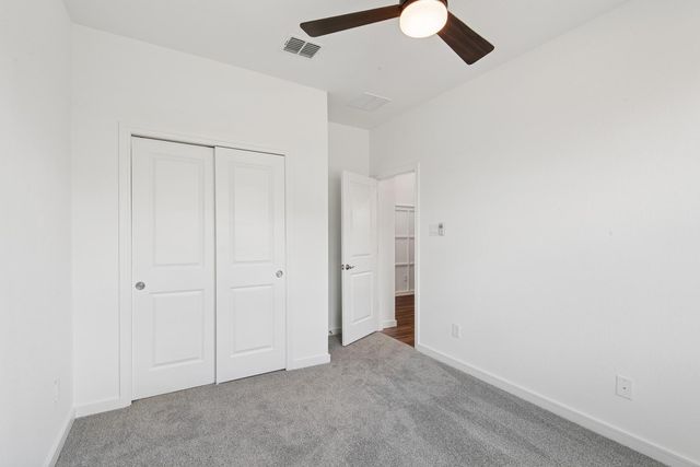 304 Boulden Court, Sealy, TX 77474