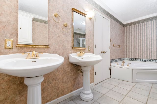 2621 Arroyo Road, Waco, TX 76710