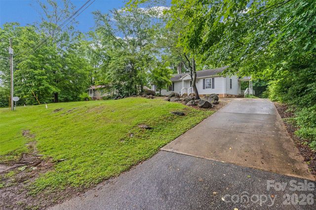 30 Seventh Street, York, SC 29745