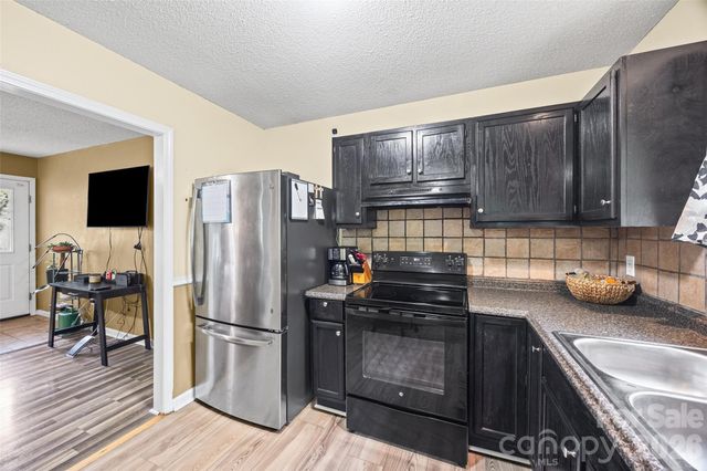 30 Seventh Street, York, SC 29745