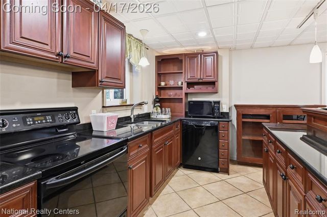 13365 Wendover Drive, Plymouth, MI 48170