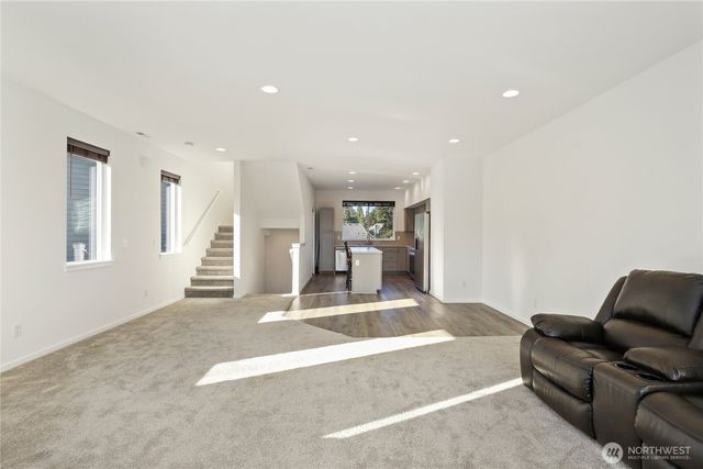 934 NW Highgarden Drive, Bremerton, WA 98311