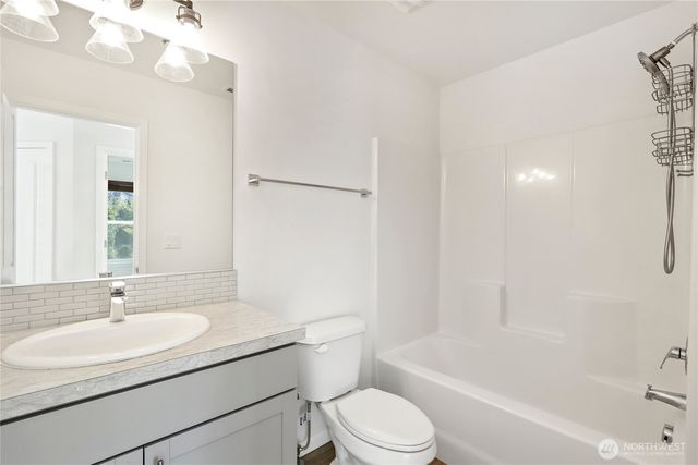 934 NW Highgarden Drive, Bremerton, WA 98311