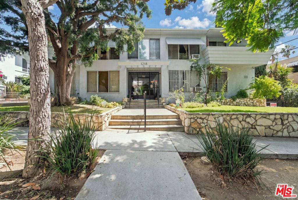 1218 N Laurel Avenue, West Hollywood, CA 90046 — photo 3