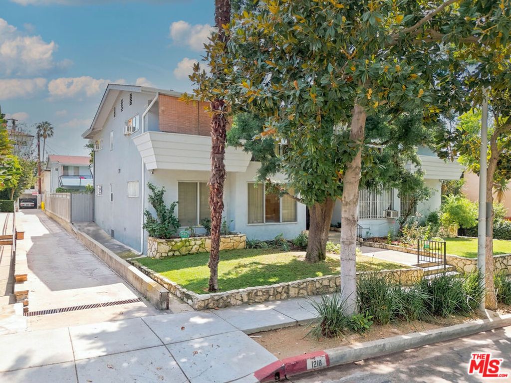 1218 N Laurel Avenue, West Hollywood, CA 90046 — photo 5