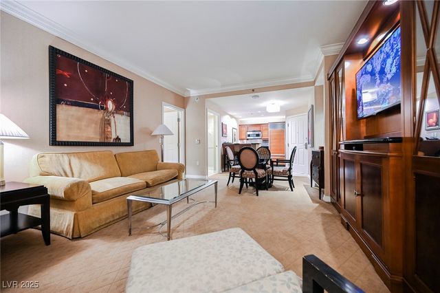 135 HARMON Avenue 920, Las Vegas, NV 89109