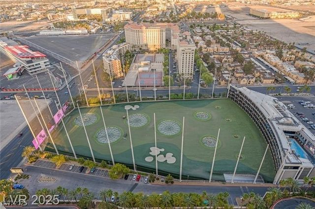 135 HARMON Avenue 920, Las Vegas, NV 89109