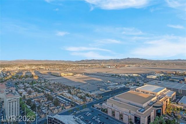 135 HARMON Avenue 920, Las Vegas, NV 89109