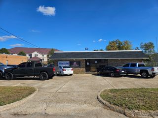 1121 Holloway Park, Montgomery, AL 36117