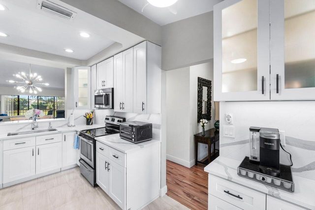 5120 Golfview Court 1722, Delray Beach, FL 33484