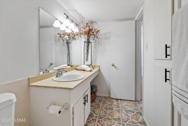1600 N Wilmot Rd Unit 244, Tucson, AZ 85712