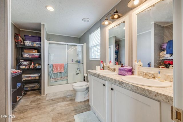 1512 Bloomingdale Road, Kingsport, TN 37660