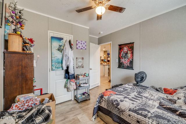 1512 Bloomingdale Road, Kingsport, TN 37660