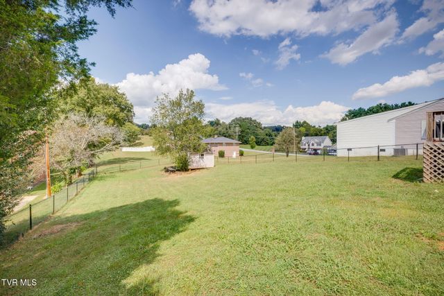1512 Bloomingdale Road, Kingsport, TN 37660
