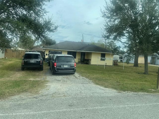 423 West Street, Stafford, TX 77477