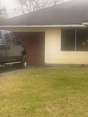 423 West Street, Stafford, TX 77477