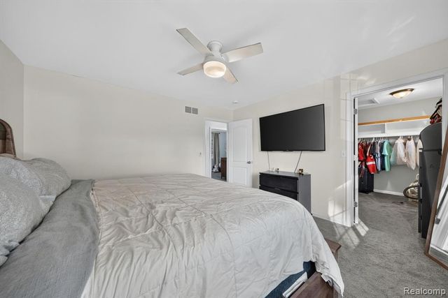21908 Rosedale Street, Saint Clair Shores, MI 48080