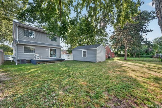 21908 Rosedale Street, Saint Clair Shores, MI 48080