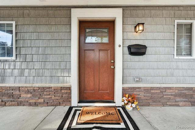 21908 Rosedale Street, Saint Clair Shores, MI 48080