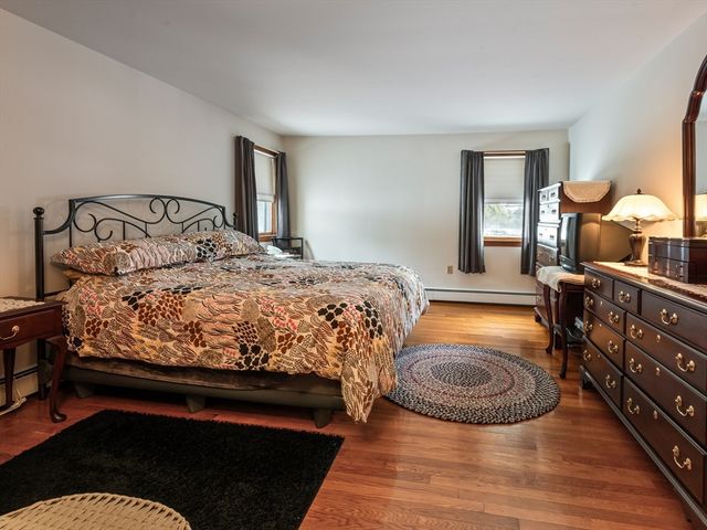 1 Kris Alan Dr, Holden, MA 01520