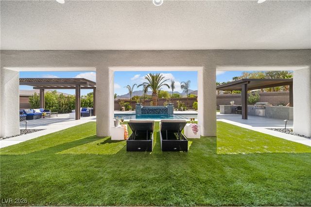 5825 Alice Landing Court, Las Vegas, NV 89149