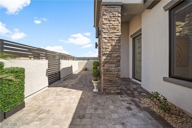 5825 Alice Landing Court, Las Vegas, NV 89149