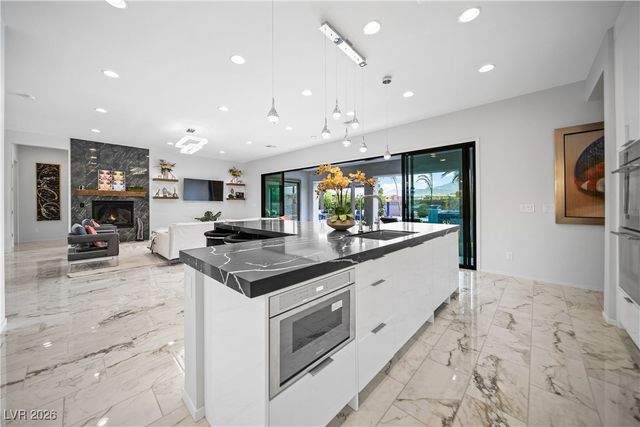 5825 Alice Landing Court, Las Vegas, NV 89149