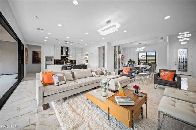 5825 Alice Landing Court, Las Vegas, NV 89149