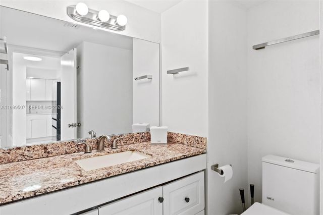 18021 Biscayne Boulevard 1003, Aventura, FL 33160