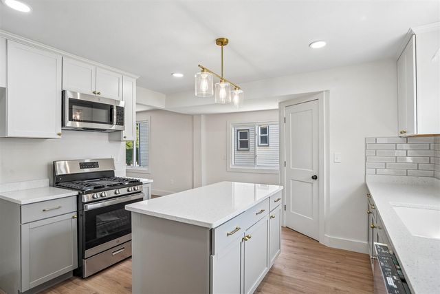 1137 Elm Street, Wyandotte, MI 48192