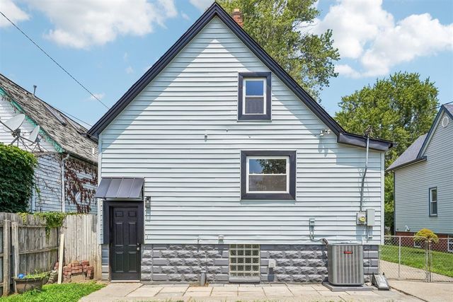 1137 Elm Street, Wyandotte, MI 48192