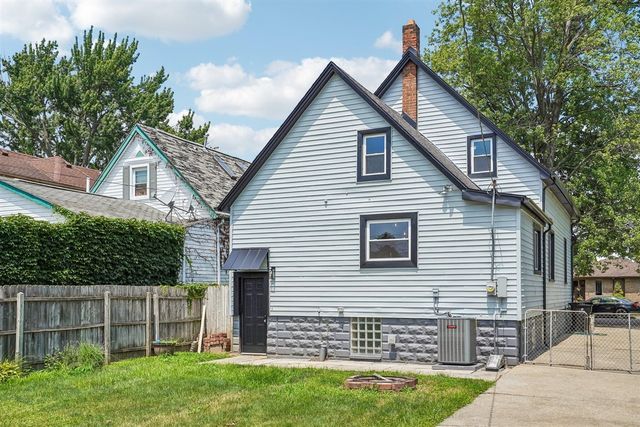 1137 Elm Street, Wyandotte, MI 48192