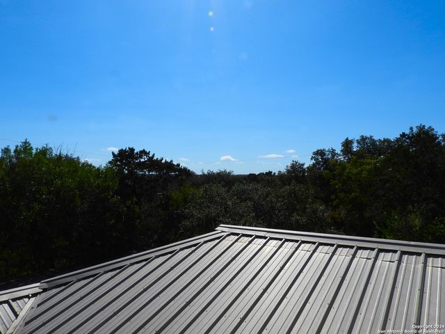 155 SCENIC CIRC., Lakehills, TX 78063