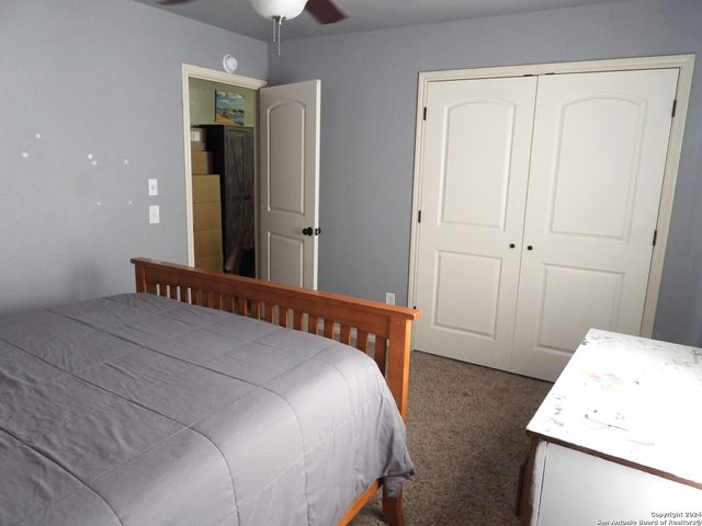 155 SCENIC CIRC., Lakehills, TX 78063