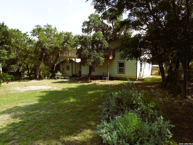 155 SCENIC CIRC., Lakehills, TX 78063